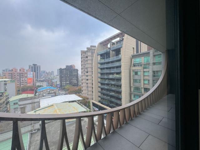 台北士林法拍大樓-6