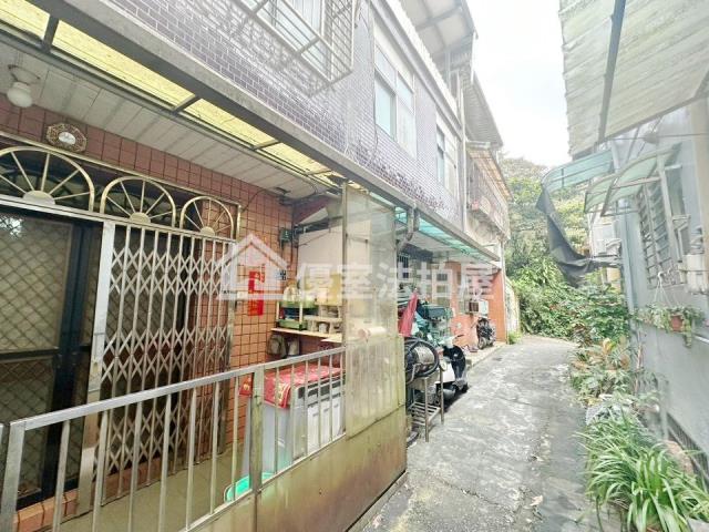 基隆法拍透天-5