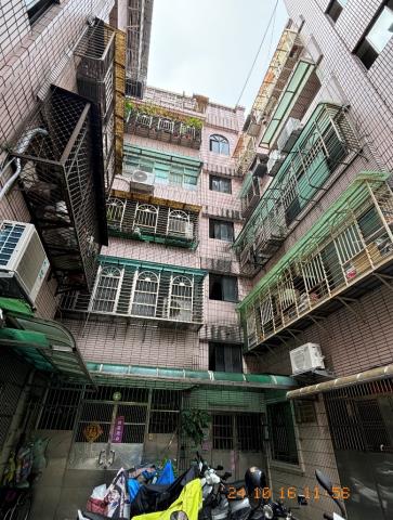 台北信義區公寓法拍-0