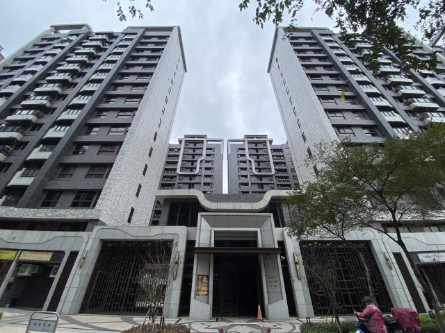 龜山法拍大樓-0