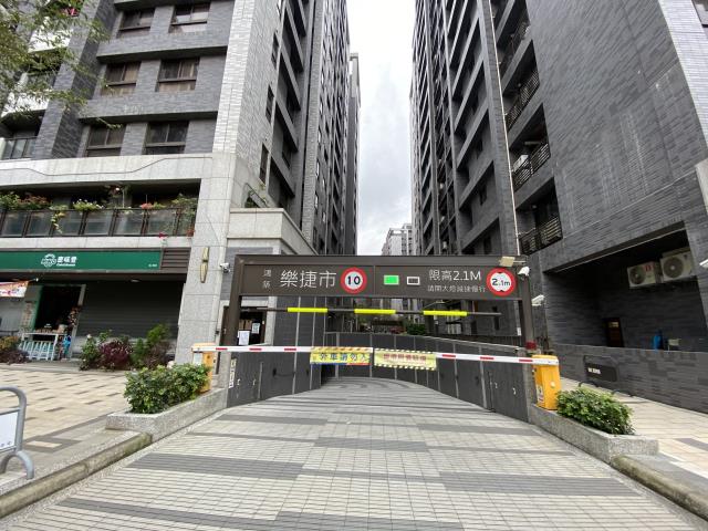 龜山法拍大樓-4