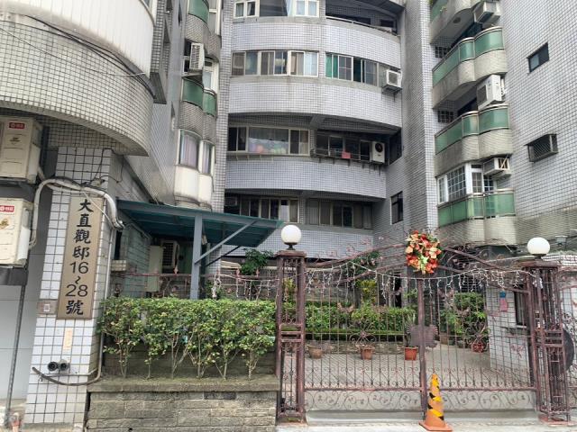台北內湖拍賣華廈-0