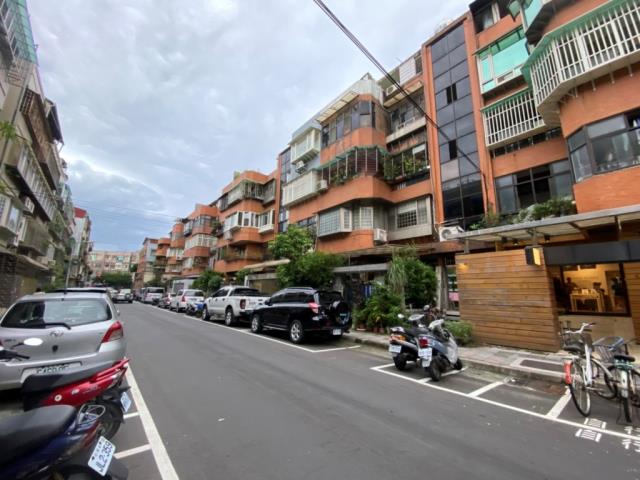 松山法拍店面-3