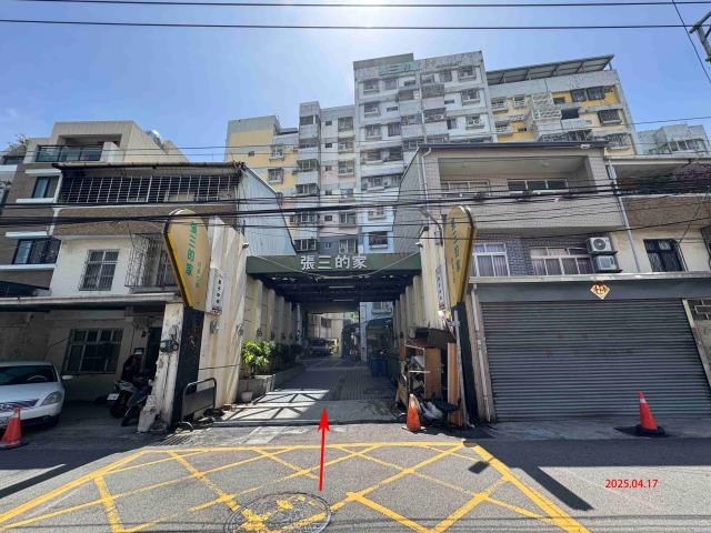 台中大里法拍華廈-3