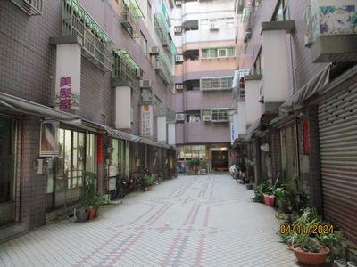 台中豐原華廈法拍-4