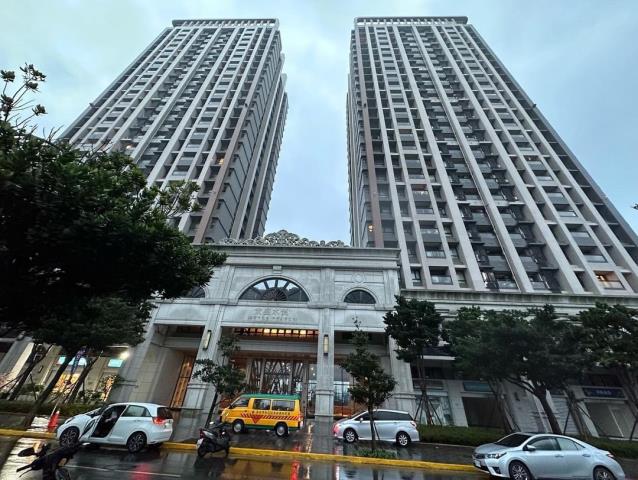 新北淡水法拍大樓-0