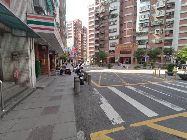 桃園八德大樓法拍-2