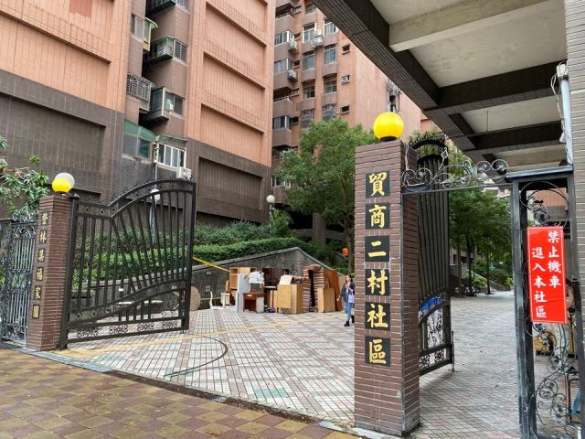五股法拍大樓-2