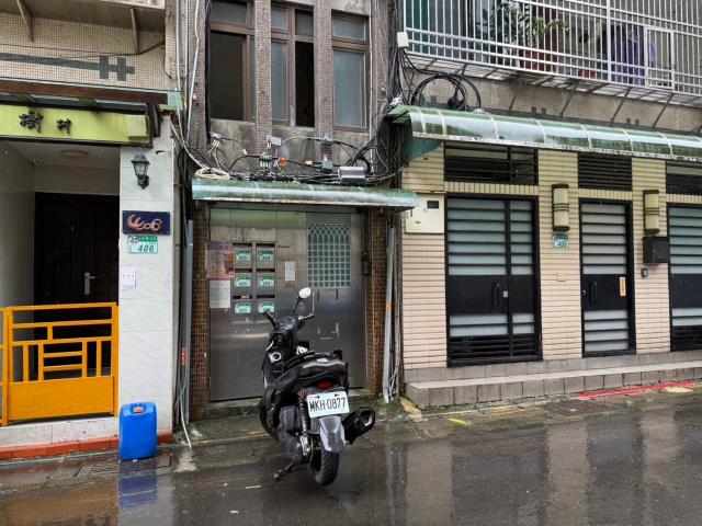 台北信義區公寓法拍-1