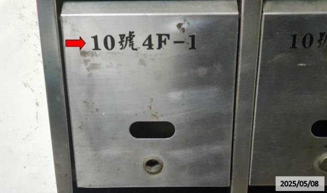 台中西屯華廈法拍-8