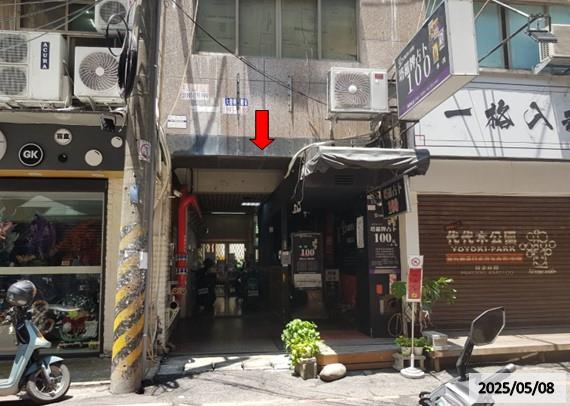 台中西屯華廈法拍-4