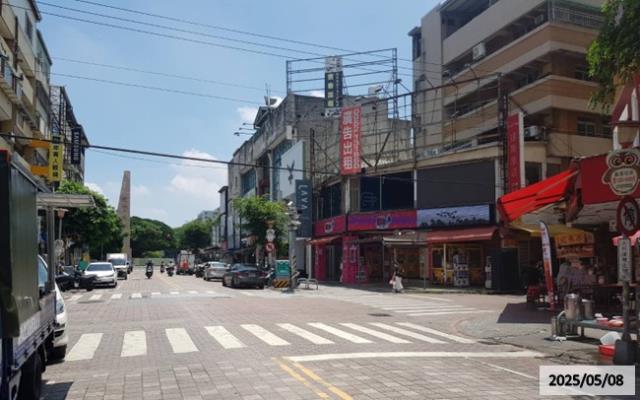 台中西屯華廈法拍-7