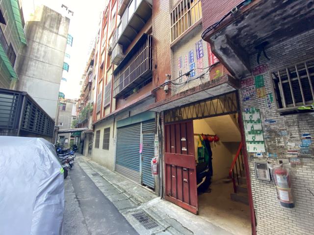 桃園桃園區公寓法拍-0