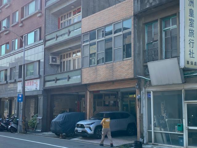 竹南法拍透天-7