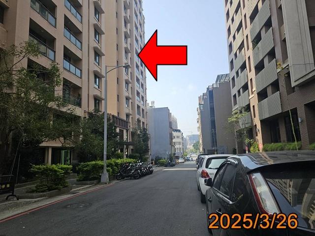 台中南屯拍賣大樓-6