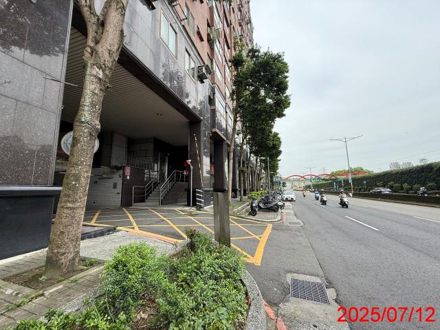 新北永和法拍大樓-10