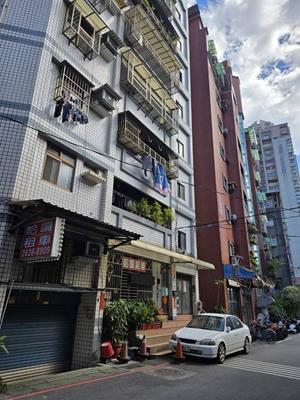 新北淡水華廈法拍-4