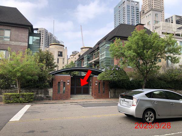 台中南屯法拍別墅-8