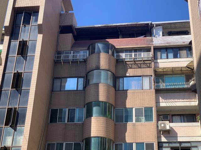 台北中山區拍賣華廈-4