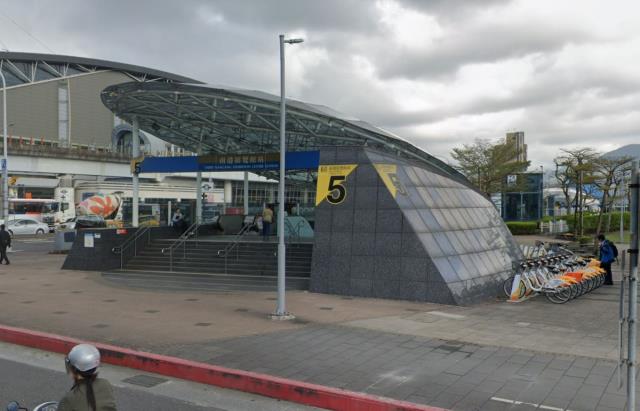 南港法拍透天-1