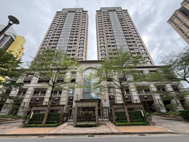 台北信義區拍賣大樓-0