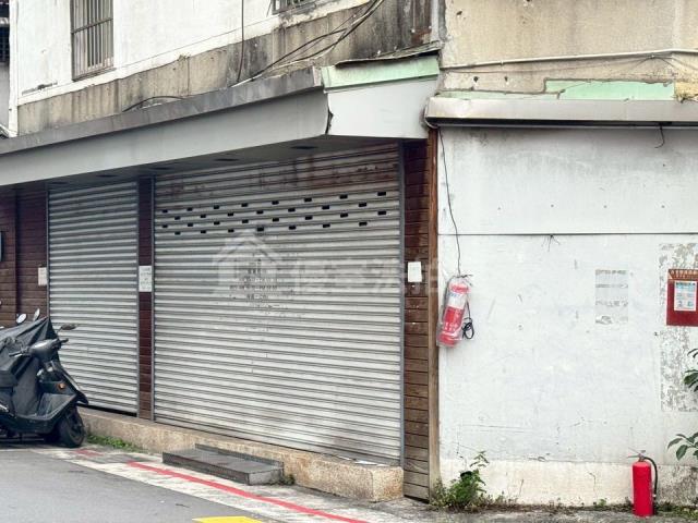 台北信義區拍賣公寓-4