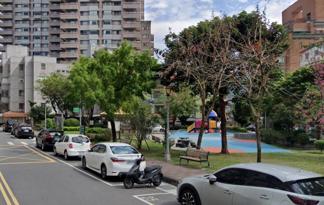 士林拍賣華廈-6