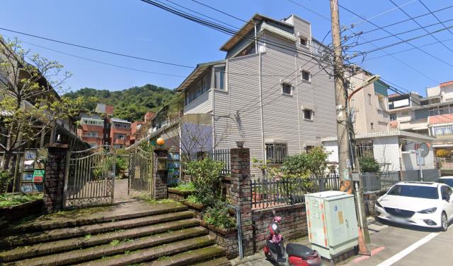 安樂區法拍透天-3