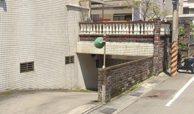 安樂區法拍透天-4