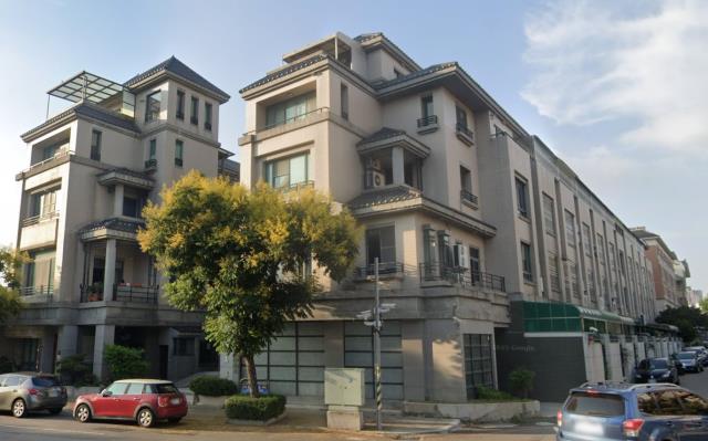 台中南屯別墅法拍-0