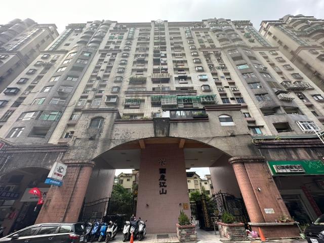 暖暖拍賣大樓-0
